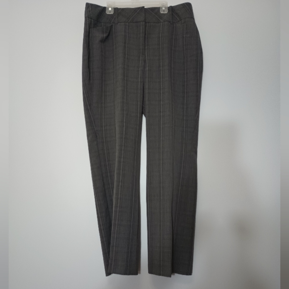 Roz & Ali Gray Plaid Dress Pants